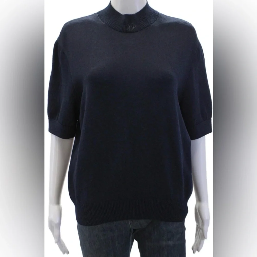 St. John Navy Mock Neck Back Button Knit Short Sleeve Top - Sz M EUC